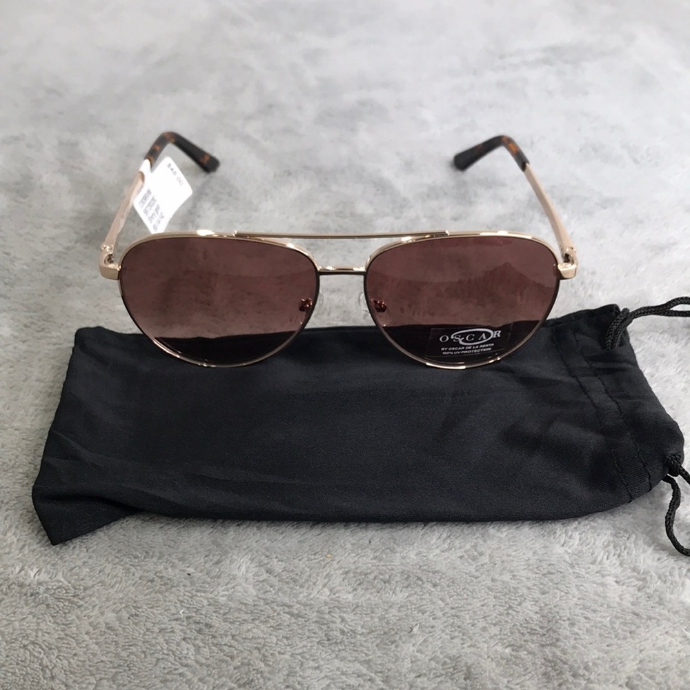 Oscar De La Renta Gold Rimmed Men's Aviator Sunglasses  New